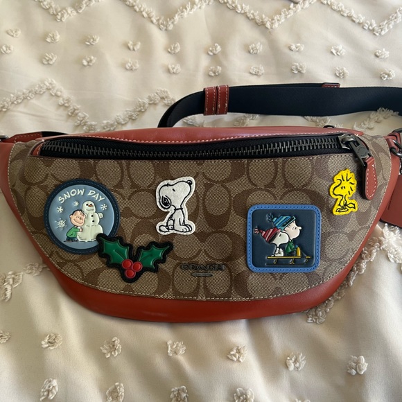 coach snoopy belt bag